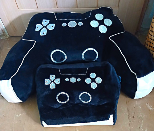 Cushion tablet phone - cushion, tablet/phone/ipad